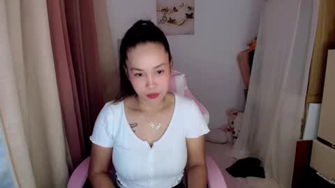 Snapshot of lady_cathyx chatting on May 2026 01:38:02 PM cathy online show from May 2026 01:38:02 PM