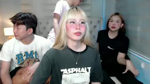 Snapshot of lady_galacticax chatting on February 2025 06:01:02 AM    online show from February 2025 06:01:02 AM