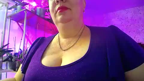 Lady Gloria online show from October 2025 06:16:02 AM