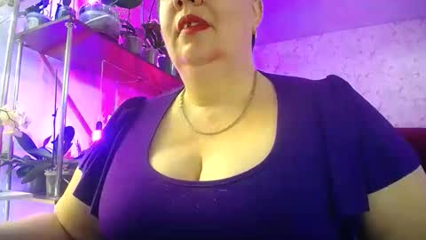 Lady Gloria online show from March 2026 07:02:02 AM
