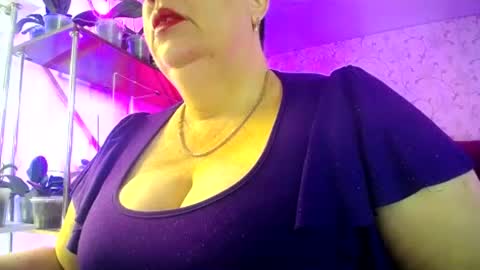 Lady Gloria online show from June 2026 04:57:01 AM