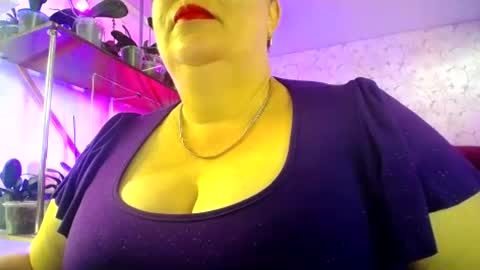 Lady Gloria online show from June 2026 06:41:01 AM