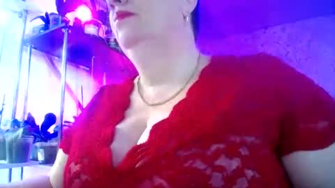 Lady Gloria online show from July 2026 05:15:01 AM