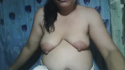 Snapshot of lady_love063 chatting on October 2025 05:30:01 AM lady_love063 online show from October 2025 05:30:01 AM