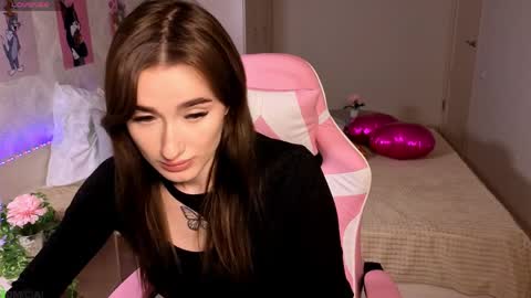 Olivia online show from April 2026 04:46:01 AM