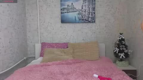 Snapshot of lady_murenza chatting on January 2025 07:23:02 PM Diana online show from January 2025 07:23:02 PM