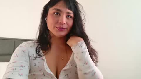 Snapshot of lady_ni chatting on May 2026 02:58:01 PM 700 1300 -5 online show from May 2026 02:58:01 PM