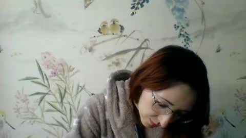 Kira online show from November 2025 08:37:01 AM