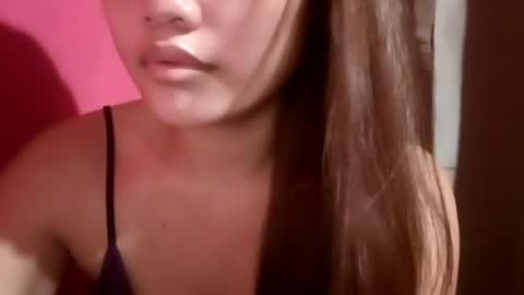 Snapshot of lady_rose19 chatting on June 2026 06:33:01 AM kitty online show from June 2026 06:33:01 AM