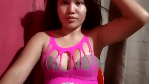 Snapshot of lady_rose19 chatting on July 2026 04:32:02 PM kitty online show from July 2026 04:32:02 PM
