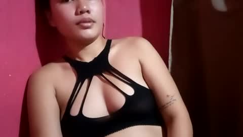 Snapshot of lady_rose19 chatting on July 2026 06:57:02 PM kitty online show from July 2026 06:57:02 PM