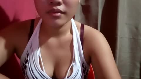 Snapshot of lady_rose19 chatting on July 2026 09:18:01 AM kitty online show from July 2026 09:18:01 AM