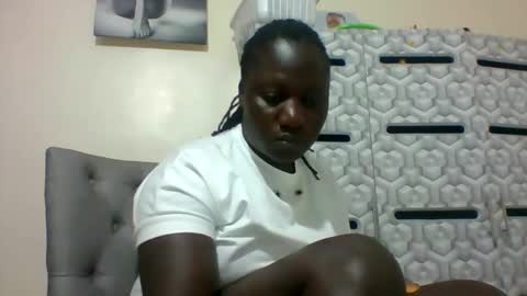 lindah32 online show from January 2025 06:12:02 PM