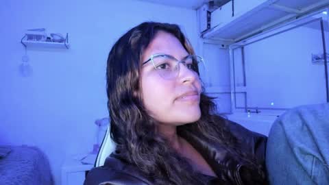  Lady  online show from April 2026 04:06:02 AM