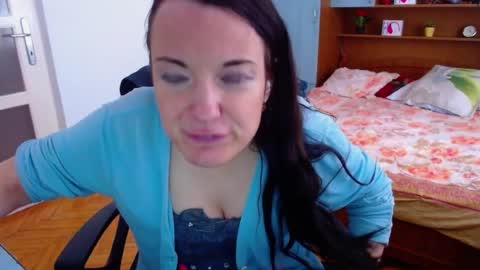 Snapshot of ladylhoty chatting on June 2026 12:20:01 PM LadyLHoty online show from June 2026 12:20:01 PM