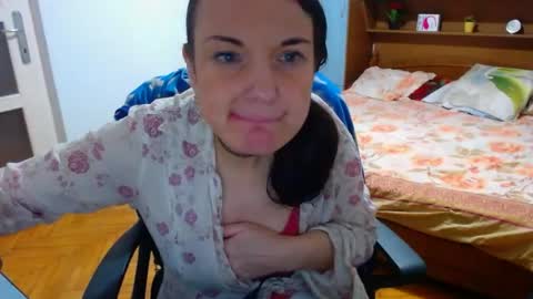 Snapshot of ladylhoty chatting on June 2026 06:50:01 PM LadyLHoty online show from June 2026 06:50:01 PM