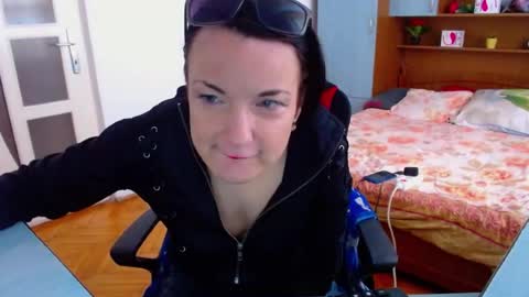 Snapshot of ladylhoty chatting on July 2026 09:49:01 AM LadyLHoty online show from July 2026 09:49:01 AM