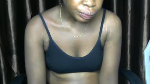 Snapshot of ladylilasexy chatting on June 2026 12:30:01 AM sexylila online show from June 2026 12:30:01 AM
