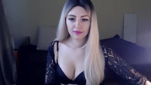 Snapshot of ladymoonlight8 chatting on February 2025 10:04:01 AM Monika online show from February 2025 10:04:01 AM