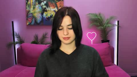 Amelia online show from October 2025 06:11:01 AM