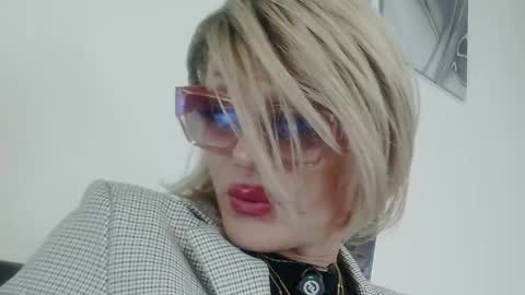 Snapshot of ladyoxana chatting on May 2026 01:13:02 AM Oxana online show from May 2026 01:13:02 AM