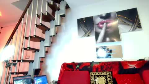 Snapshot of ladyoxana chatting on May 2026 01:25:02 AM Oxana online show from May 2026 01:25:02 AM
