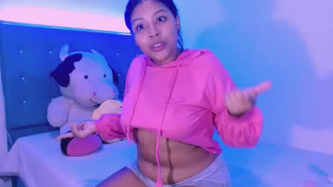 laura online show from February 2026 08:57:01 AM