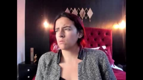 Laia  online show from February 2026 11:47:02 AM