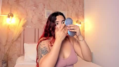 Laia  online show from March 2026 11:57:01 AM