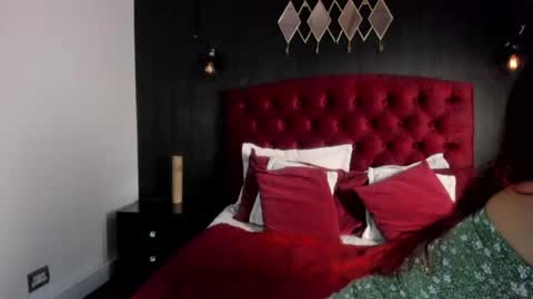 Laia  online show from July 2026 11:50:01 AM