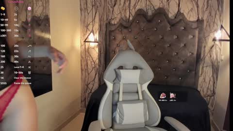 Laia online show from January 2025 06:24:02 PM