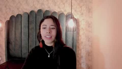 Laia online show from March 2025 06:16:01 PM