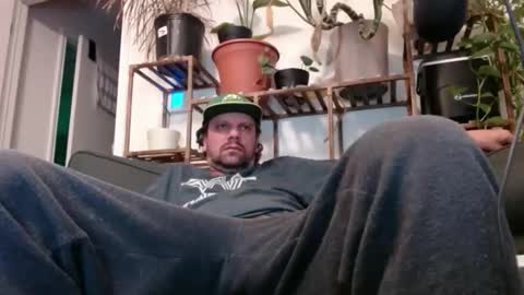 Snapshot of laidback_and_chill chatting on January 2025 04:50:02 AM Rick online show from January 2025 04:50:02 AM