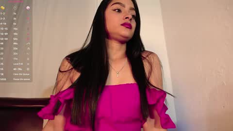 Snapshot of lailamayers chatting on May 2026 11:54:02 PM Laila online show from May 2026 11:54:02 PM