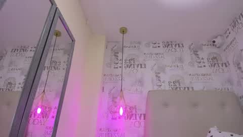   online show from February 2025 03:43:02 PM