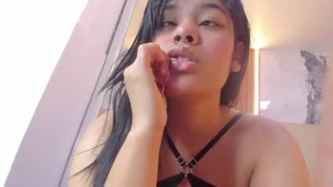 Snapshot of lailamorfy chatting on July 2026 11:59:01 AM online show from July 2026 11:59:01 AM