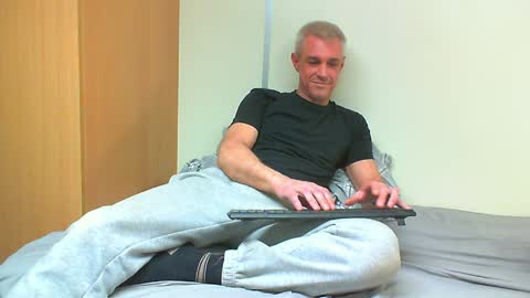 Lain online show from March 2026 09:26:01 PM