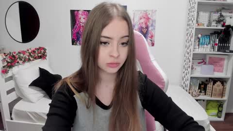 Kira online show from December 2024 10:56:01 PM