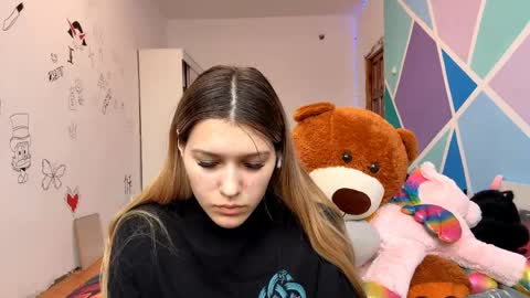 Sophie online show from April 2026 11:04:01 AM