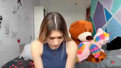 Sophie online show from April 2026 11:25:02 AM