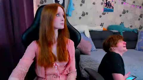 Snapshot of laksmrrr chatting on January 2025 10:34:02 AM Lu  Alex online show from January 2025 10:34:02 AM