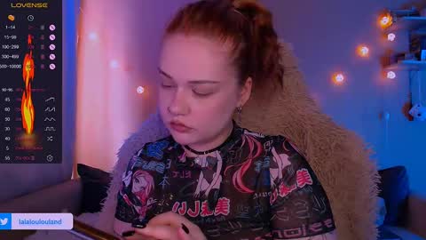 Snapshot of lala_loulou chatting on February 2025 09:33:01 AM Nicky online show from February 2025 09:33:01 AM