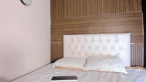 Snapshot of lalabunny01 chatting on March 2026 04:18:01 AM lalabunny01 online show from March 2026 04:18:01 AM