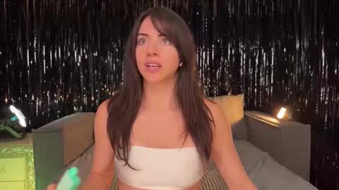 Ellina online show from January 2026 06:55:02 PM