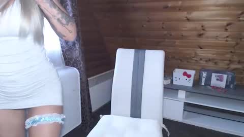 LaMadrina006 online show from November 2025 08:42:01 AM