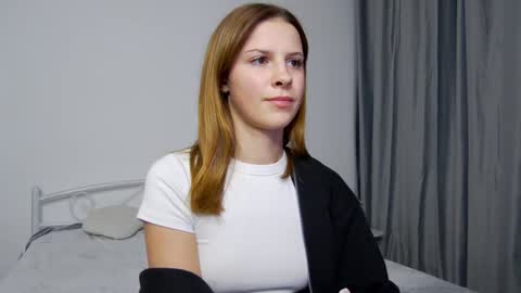 Snapshot of lana__j chatting on December 2024 12:49:01 PM Liana online show from December 2024 12:49:01 PM