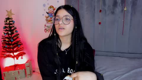 Snapshot of lana_dol chatting on January 2025 06:14:01 PM ... . . ... online show from January 2025 06:14:01 PM