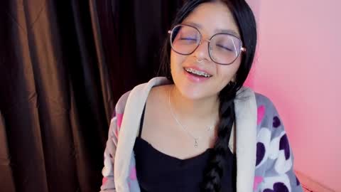 Snapshot of lana_dol chatting on January 2025 03:33:02 PM ... . . ... online show from January 2025 03:33:02 PM