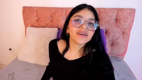 Snapshot of lana_dol chatting on January 2025 06:31:01 PM ... . . ... online show from January 2025 06:31:01 PM