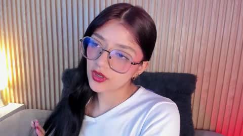 Snapshot of lana_dol chatting on October 2025 02:29:01 PM ... . . ... online show from October 2025 02:29:01 PM